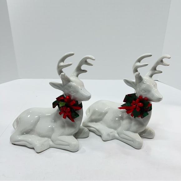 Christmas Around The World Pair of Glazed Ceramic Deer - Picture 2 of 5